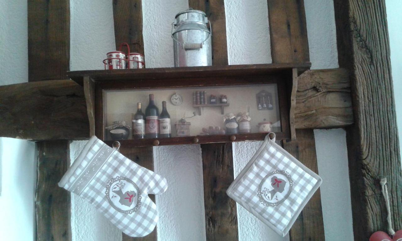 La maison dans la prairie Notre-Dame-du-Touchet Extérieur photo